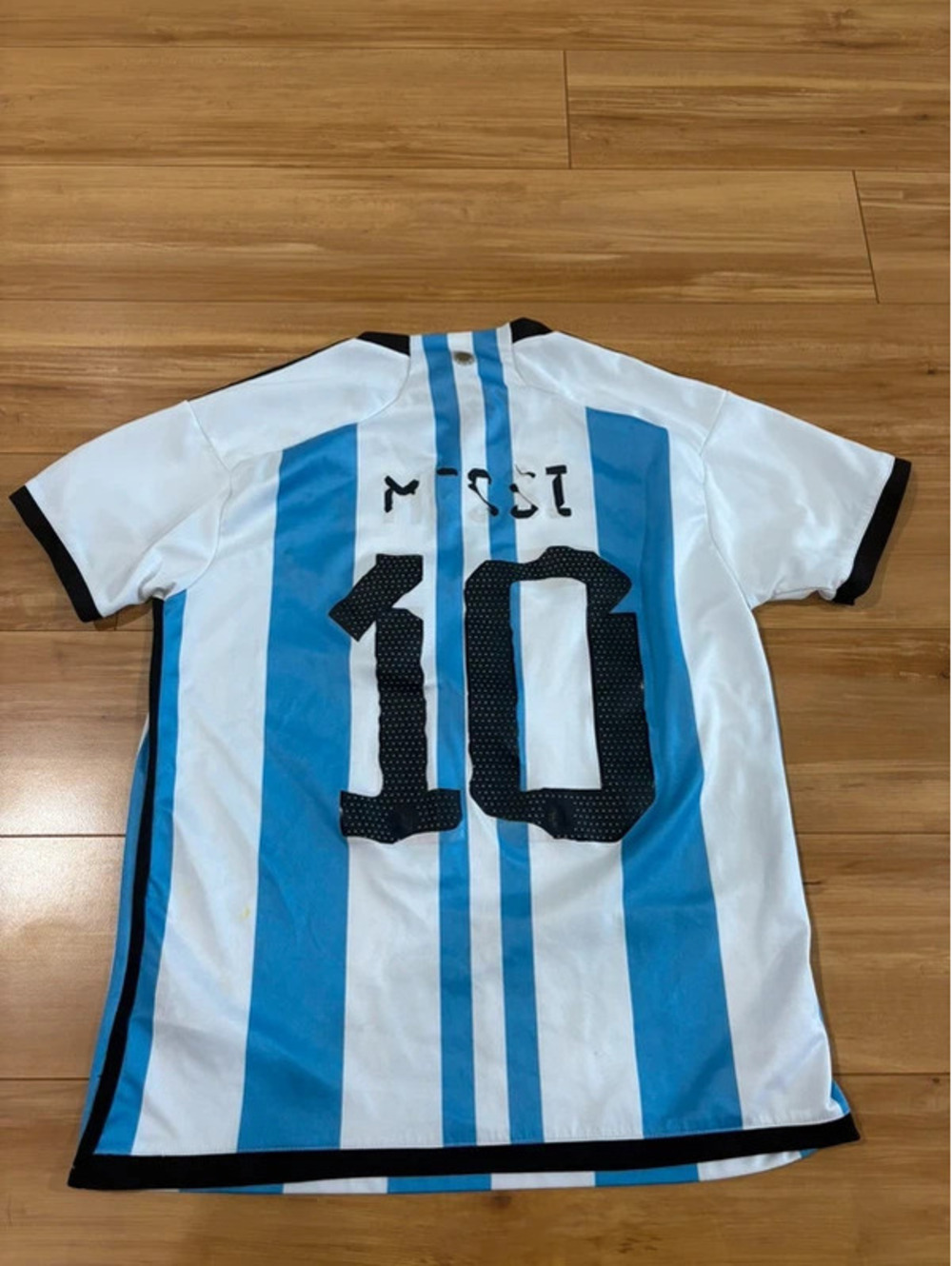 Argentina Messi #10 Soccer Jersey Short Sleeve Sky Blue White Striped - Picture 2 of 5